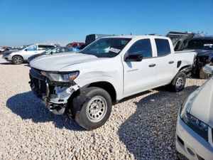 Chevrolet Colorado 2.7L 4 2024