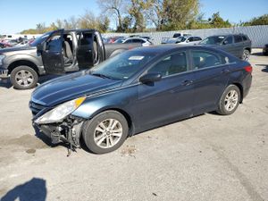 Hyundai Sonata GLS 2.4L 4 2013