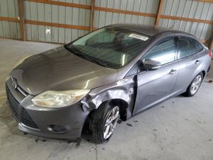 Ford Focus SE 2.0L 4 2014