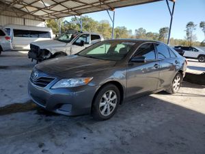 Toyota Camry BASE 2.5L 4 2010