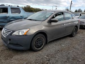 Nissan Sentra S 1.8L 4 2015
