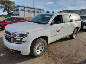 Chevrolet Suburban K1500 5.3L 8 2015