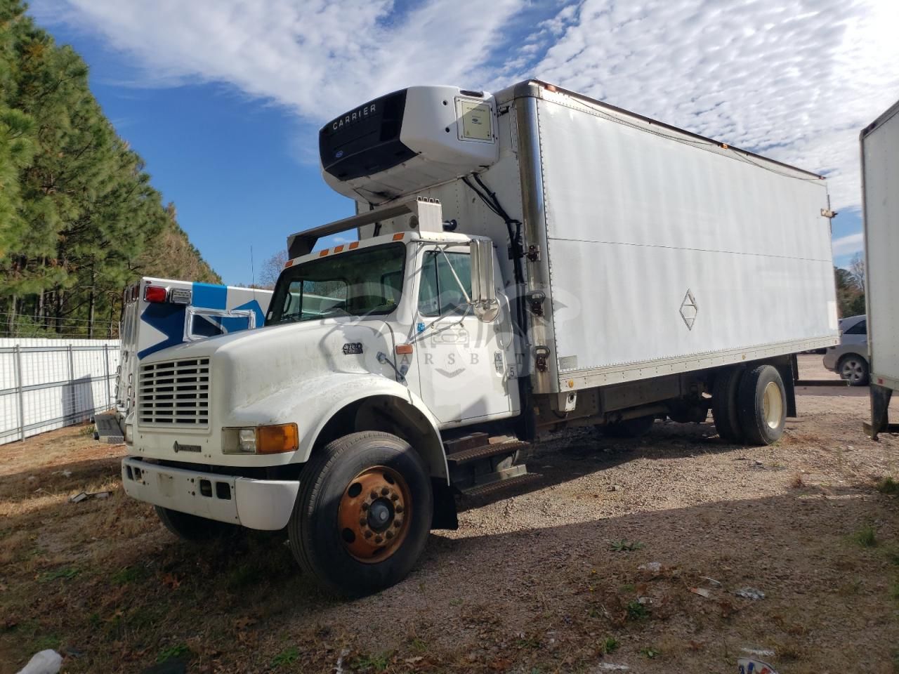 International 4700 / 4900 4700 8 1998