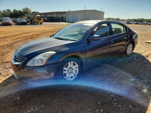 Nissan Altima BASE 2.5L 4 2010