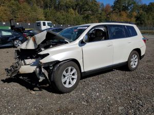 Toyota Highlander BASE 3.5L 6 2013