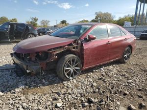 Toyota Camry LE 2.5L 4 2015