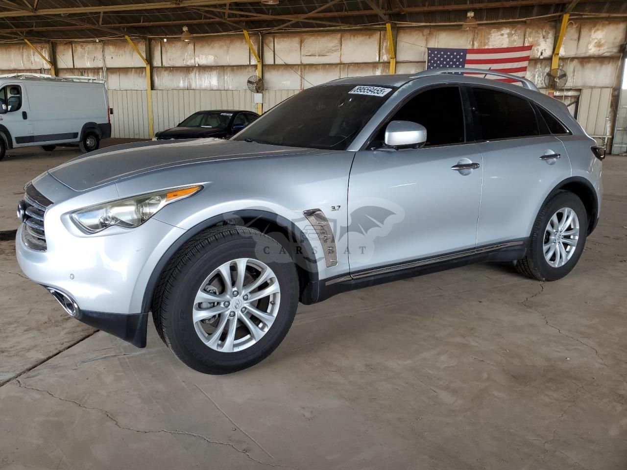 Infiniti QX70 3.7L 6 2015