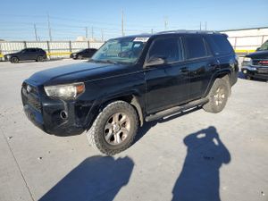 Toyota 4Runner SR5 4.0L 6 2015
