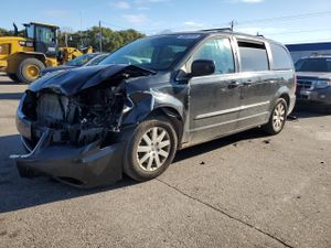 Chrysler Town & Country TOURING 3.6L 6 2015