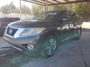 Nissan Pathfinder S 3.5L 6 2013