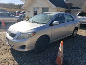 Toyota Corolla BASE 1.8L 4 2010