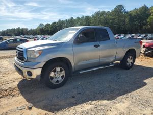 Toyota Tundra DOUBLE CAB SR5 4.6L 8 2013