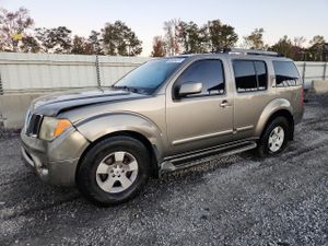 Nissan Pathfinder LE 4.0L 6 2005
