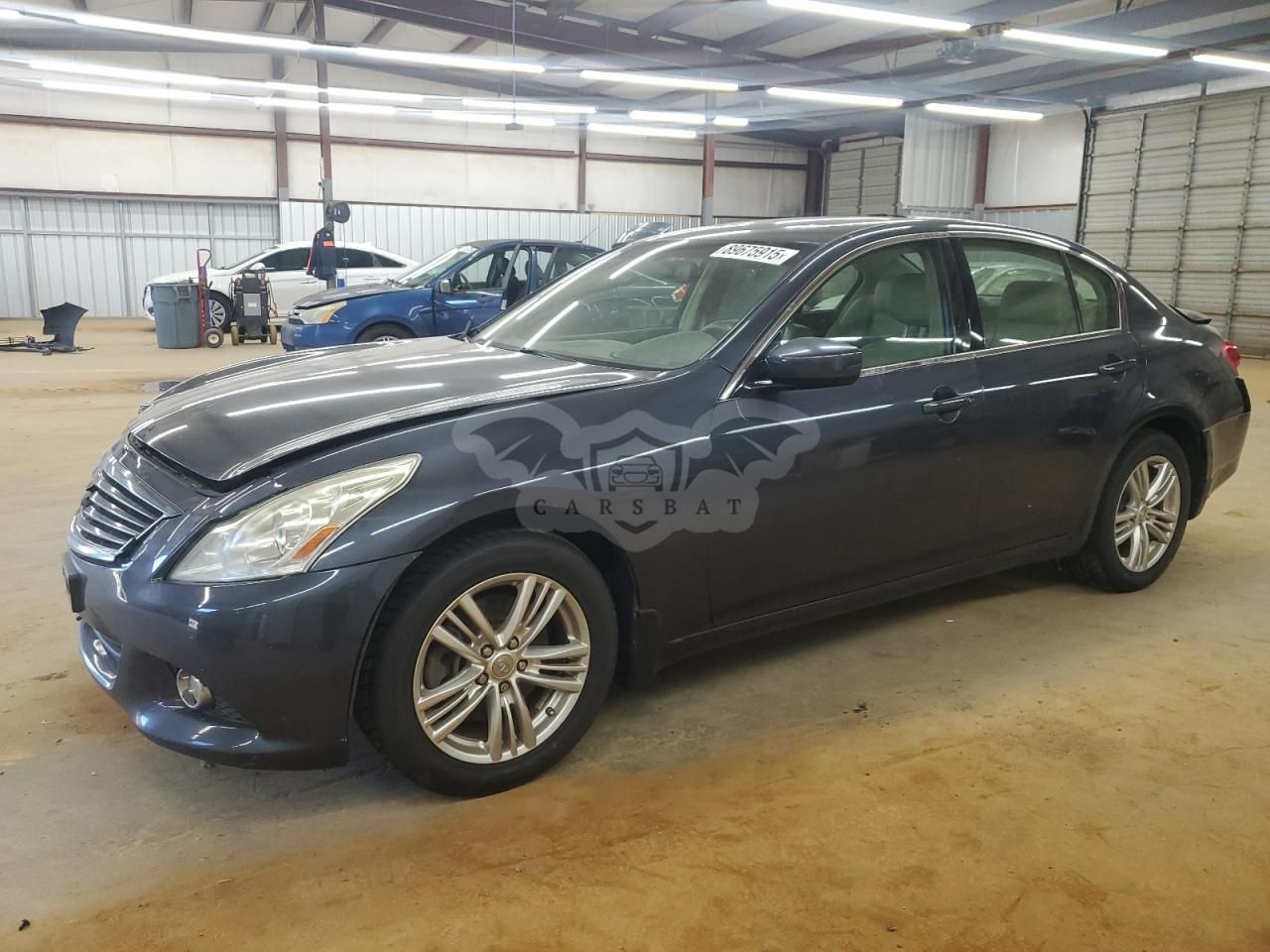 Infiniti G37 3.7L 6 2011