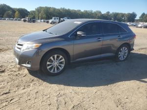Toyota Venza LE 2.7L 4 2013