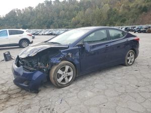 Hyundai Elantra GLS 1.8L 4 2013