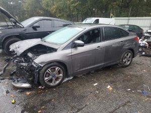 Ford Focus SE 2.0L 4 2014