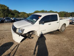 Nissan Titan XE 5.6L 8 2010