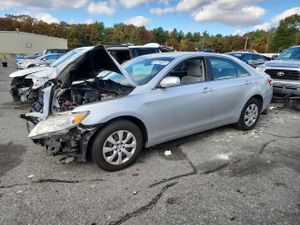 Toyota Camry BASE 2.5L 4 2010