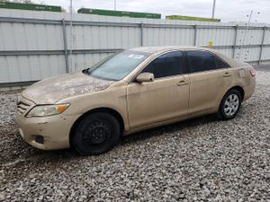 Toyota Camry BASE 2.5L 4 2011