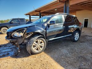 Nissan Rogue S 2.5L 4 2012