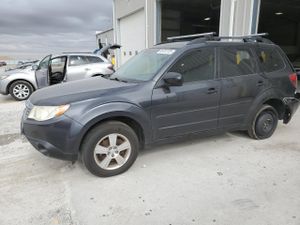Subaru Forester 2.5X 2.5L 4 2013