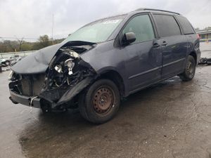 Toyota Sienna CE 3.3L 6 2006