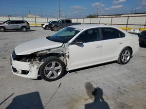 Volkswagen Passat SE 2.5L 5 2013