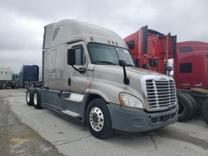 Freightliner Cascadia 14.8L 6 2015