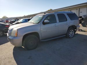 GMC Yukon DENALI 6.2L 8 2008