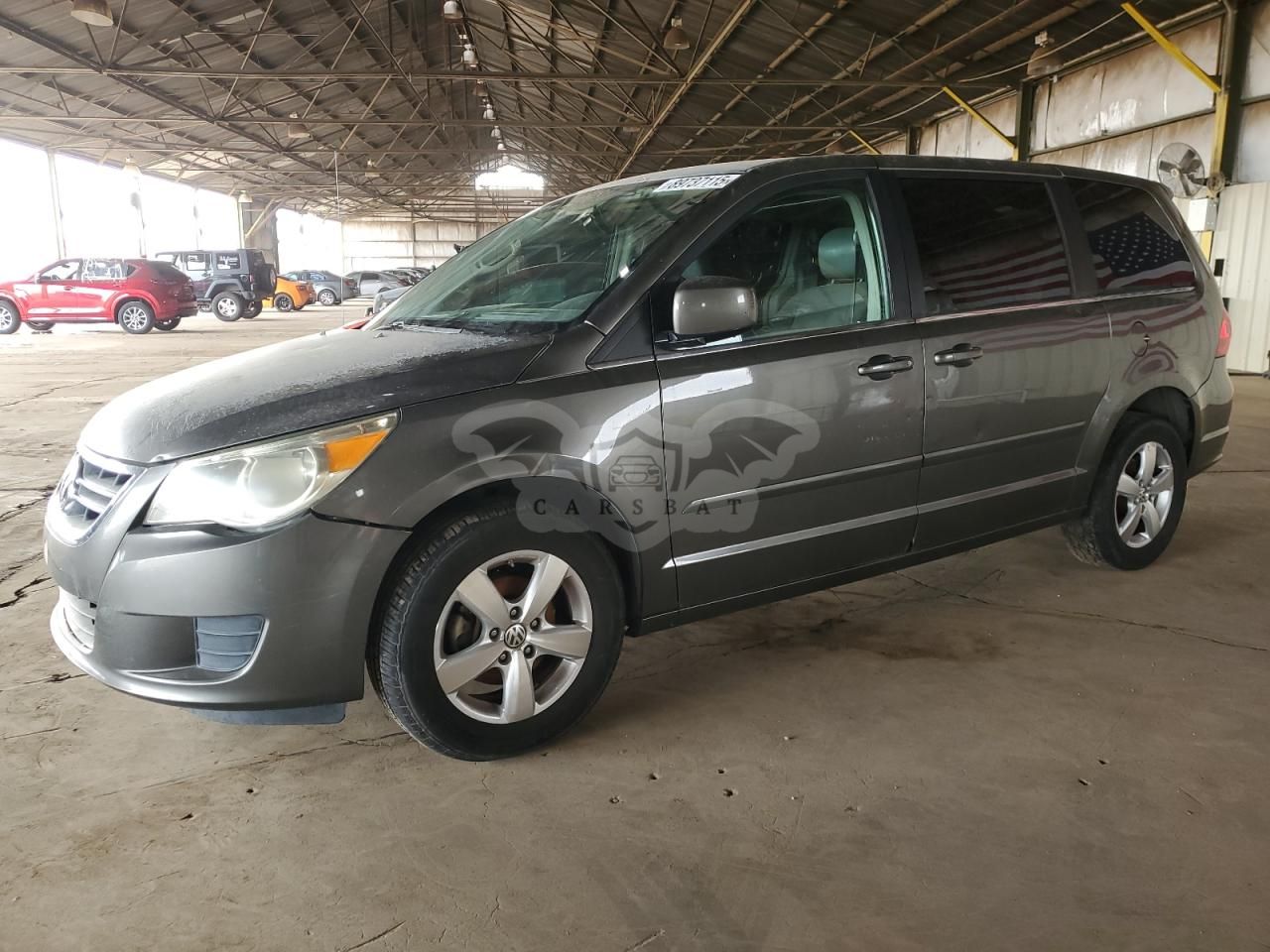 Volkswagen Routan SE 3.8L 6 2010
