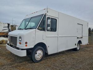 Freightliner Business Class M2 M LINE WALK-IN VAN 6.7L 6 2006