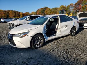 Toyota Camry LE 2.5L 4 2015