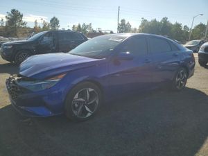 Hyundai Elantra SEL 2.0L 4 2023