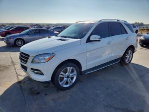 Mercedes-Benz ML 350 3.5L 6 2013