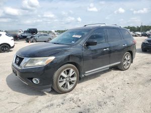 Nissan Pathfinder S 3.5L 6 2015