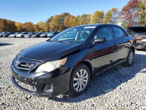 Toyota Corolla BASE 1.8L 4 2013