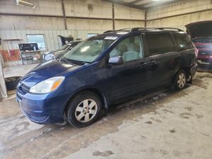 Toyota Sienna CE 3.3L 6 2005
