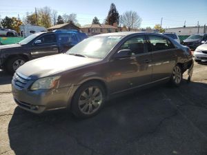 Toyota Avalon XL 3.5L 6 2005