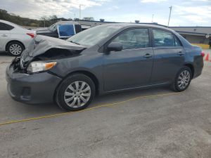 Toyota Corolla BASE 1.8L 4 2013