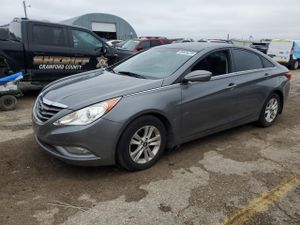 Hyundai Sonata GLS 2.4L 4 2013