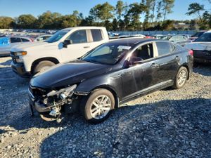 Kia Optima LX 2.4L 4 2015