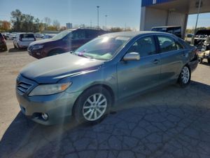 Toyota Camry BASE 2.5L 4 2011