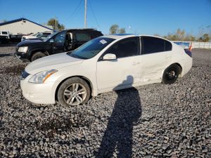 Nissan Altima SR 3.5L 6 2011