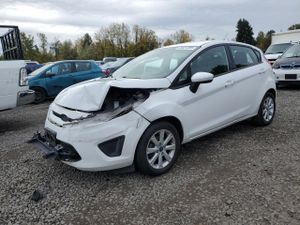 Ford Festiva SE 1.6L 4 2012