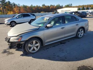 Volkswagen Passat SE 2.5L 5 2013