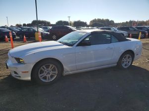 Ford Mustang 3.7L 6 2014