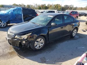 Chevrolet Cruze LS 1.8L 4 2013