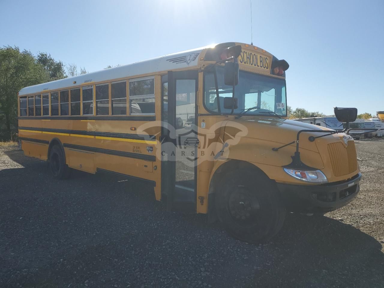 IC Corporation CE Series CE 7.6L 6 2014