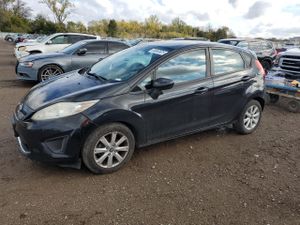 Ford Festiva SE 1.6L 4 2011